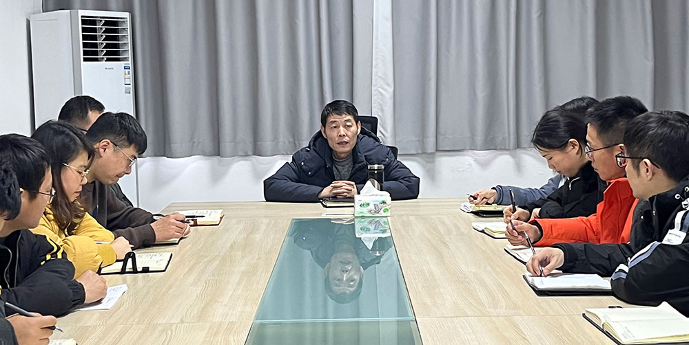 聚焦公司發(fā)展，共謀提升路徑 屯溪城建投公司召開2022年度全體員工大會