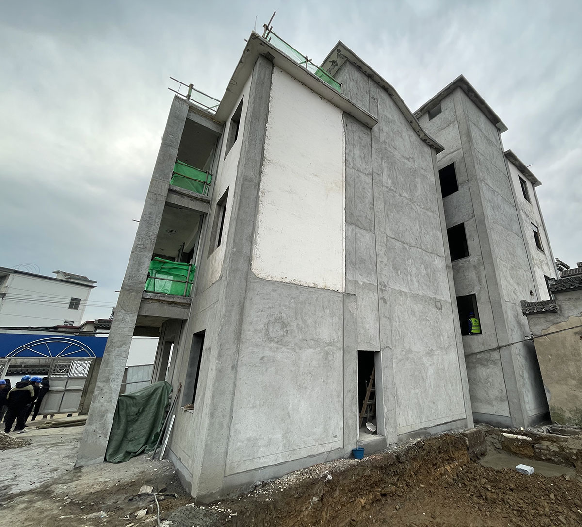 黨建引領(lǐng)進(jìn)工地，支部聯(lián)動(dòng)促發(fā)展